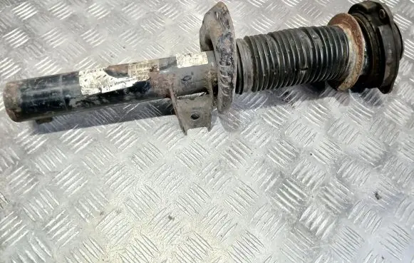 Volkswagen Touran I Front shock absorber/damper