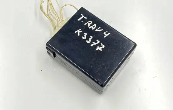Toyota RAV 4 (XA20) Air conditioner control unit module 2771001630 8865042130