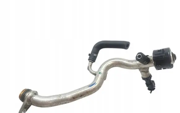 Audi A8 S8 D4 4H Engine coolant pipe/hose 131G