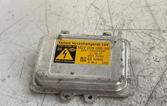 BMW 5 E60 E61 Headlight ballast module Xenon 009000