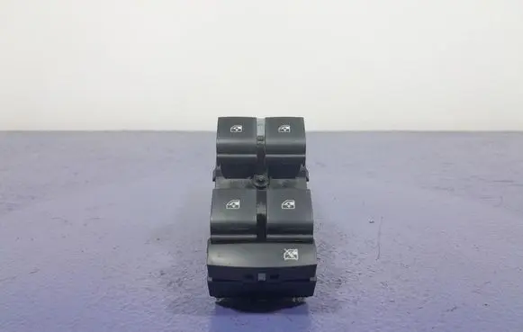 Opel Insignia A Electric window control switch 22915121