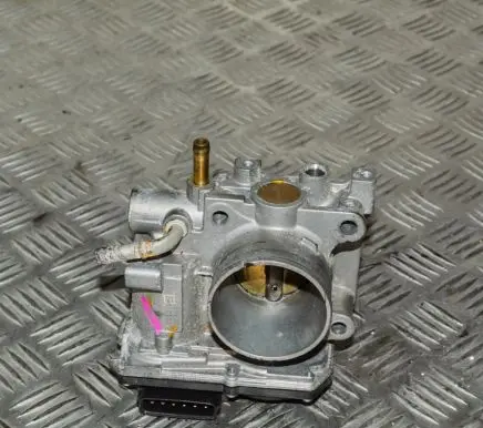 Honda Civic IX Throttle valve