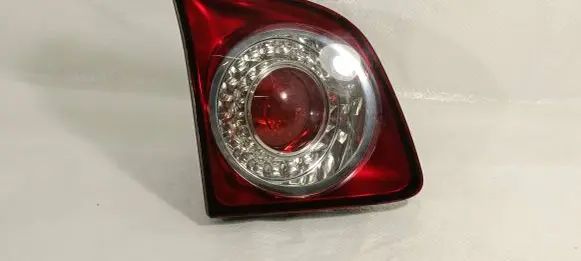 Volkswagen Golf Plus Tailgate rear/tail lights 5M0945093H