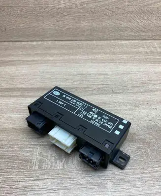 BMW 5 E39 Door control unit/module 6904247 12037310