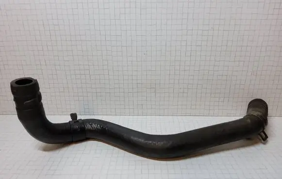 KIA Sorento Engine coolant pipe/hose 575613E010