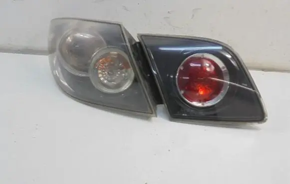 Mazda 3 I Rear/tail lights P6312