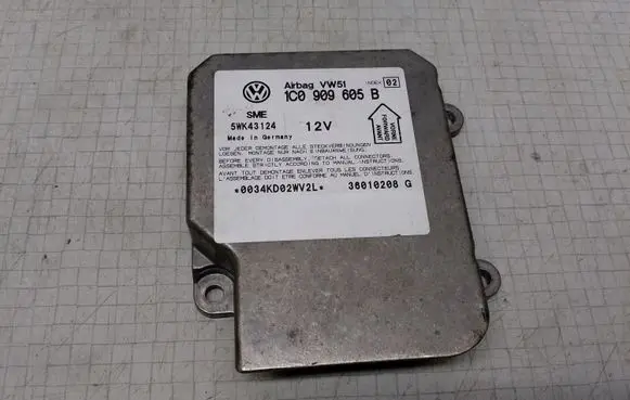 Volkswagen PASSAT B5.5 Airbag control unit/module 1C0909605B 5WK43124