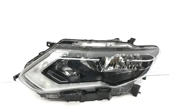 Nissan X-Trail T32 Headlight/headlamp 
