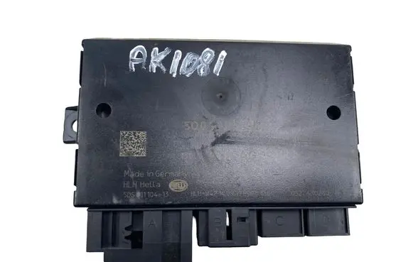 Volkswagen Golf VII Tow bar trailer control unit/module 5Q0907383M