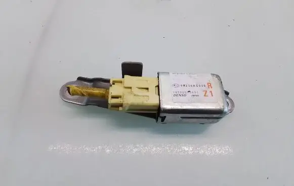 Subaru Outback Airbag deployment crash/impact sensor 1879000691