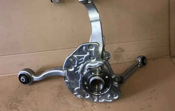 Mercedes-Benz C AMG W205 Front wheel hub spindle knuckle A2053700