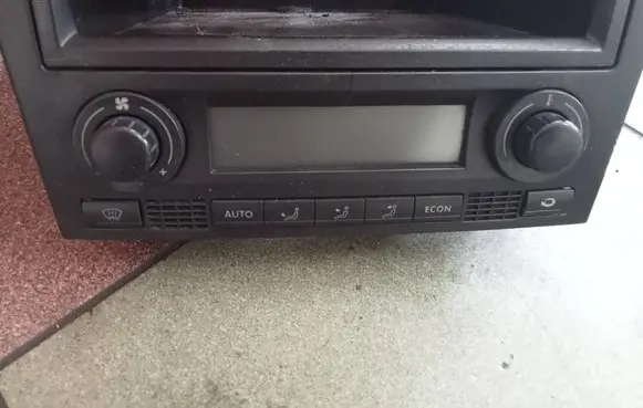 Seat Ibiza III (6L) Climate control unit 6L0820043E