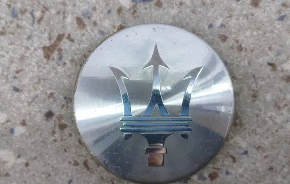 Maserati Ghibli Original wheel cap 