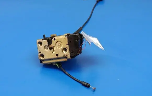 Renault Laguna II Rear door lock