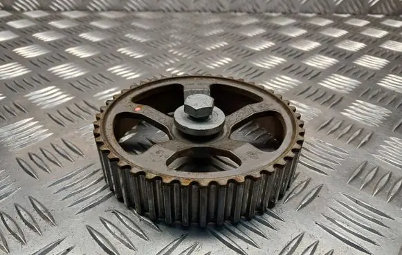 Suzuki Grand Vitara II Camshaft pulley/ VANOS 261845