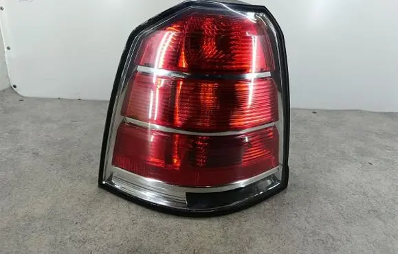 Opel Zafira B Rear/tail lights 154421948