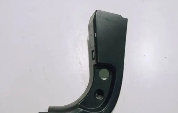 BMW 5 E60 E61 Foot area side trim 22339910 51437025029 7025029