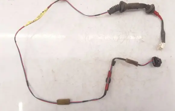 Toyota Corolla E110 Rear door wiring loom 8215312310