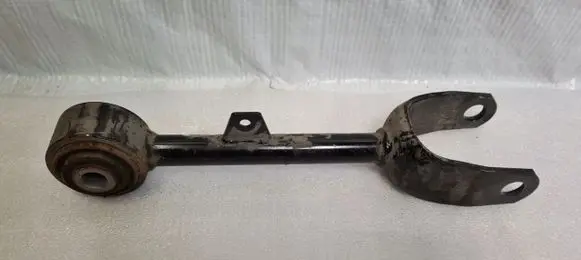 Tesla Model 3 Rear control arm 104442300G