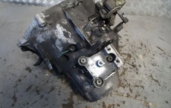 Citroen C3 Picasso Manual 5 speed gearbox 20DP58