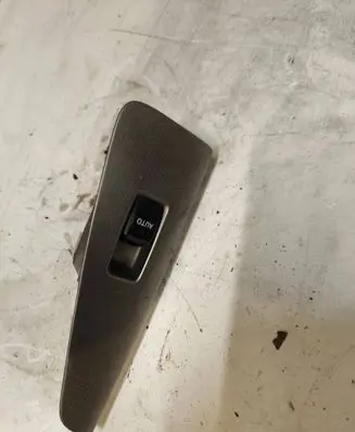 Toyota Corolla Verso E121 Electric window control switch