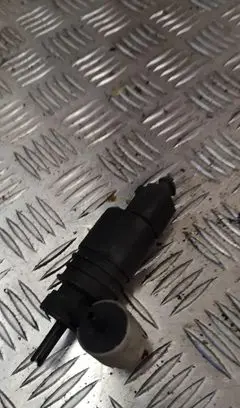 Audi A6 S6 C5 4B Windscreen/windshield washer pump