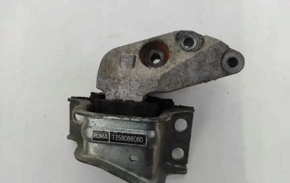 Fiat Ducato Engine mount bracket 1358086080