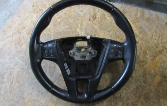 Volvo V60 Steering wheel