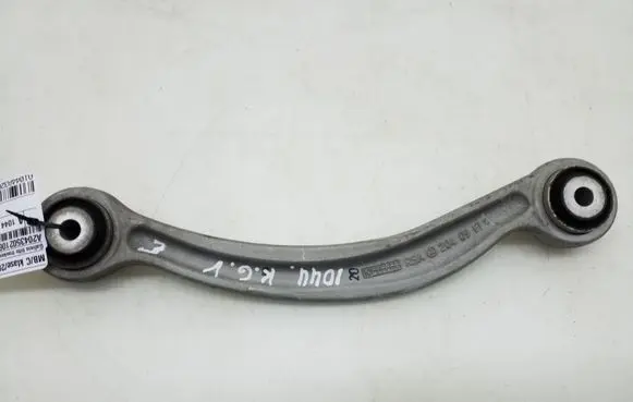 Mercedes-Benz C W204 Rear control arm A2043502106