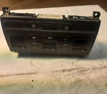 Audi A6 S6 C5 4B Climate control unit 4B0820043H D640000 5HB00760417