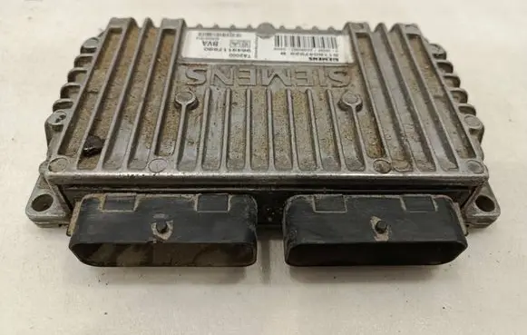 Peugeot 307 Gearbox control unit/module 9649117680 S118047529B 8200031512