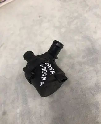 Seat Arona Electric auxiliary coolant/water pump 5Q0965567