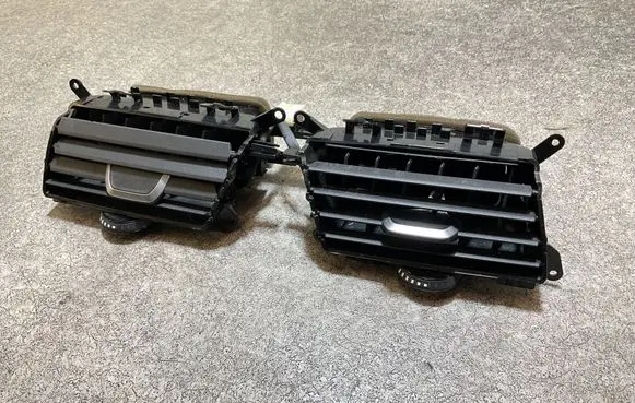BMW 5 G30 G31 G38 Dash center air vent grill 9329579 09883 02102018