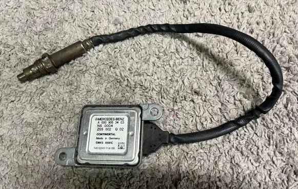 Mercedes-Benz GLC C253 Lambda probe sensor A0009059603