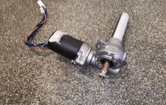Toyota Yaris Power steering pump 452000D100