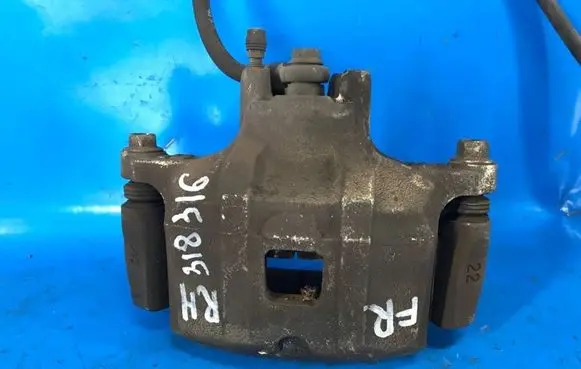 Mitsubishi Outlander Front brake caliper 4605A862
