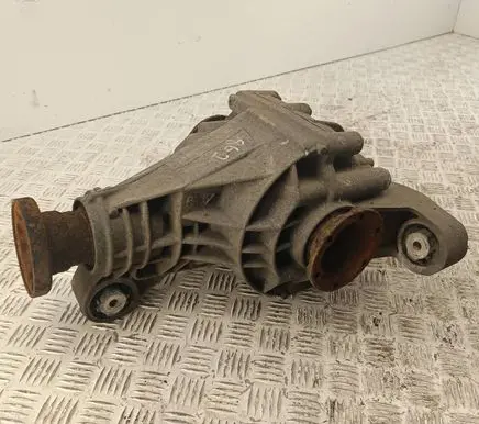 Volkswagen Touareg I Rear differential 4460310019