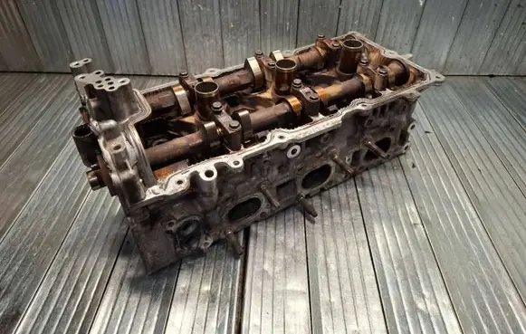 Infiniti FX Engine head 