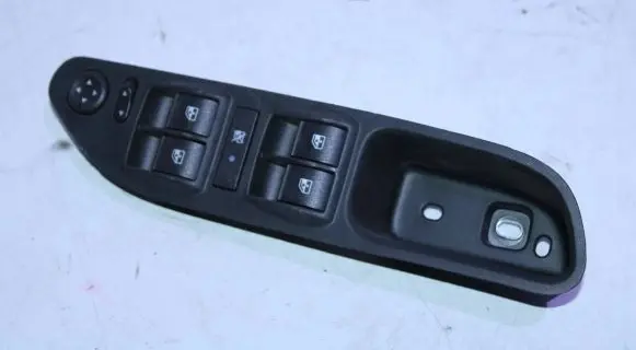 Fiat Tipo Electric window control switch