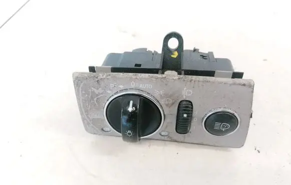 Mercedes-Benz E W211 Light switch 2115451004 04056018