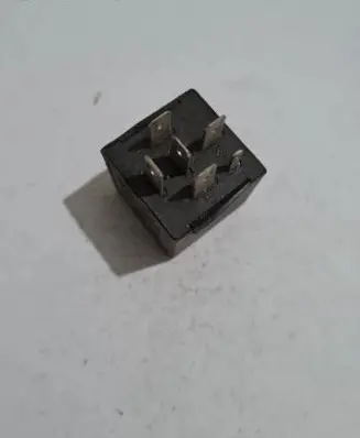 Volkswagen Polo III 6N 6N2 6NF Other relay 191955531 72WV006