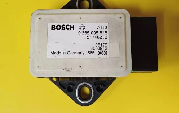 ESP acceleration yaw rate sensor