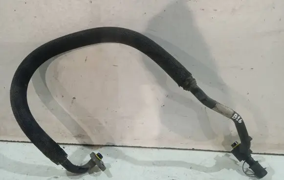 Volvo XC90 Power steering hose/pipe/line 30676023