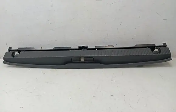 Peugeot 5008 II Trunk/boot sill cover protection 981135977