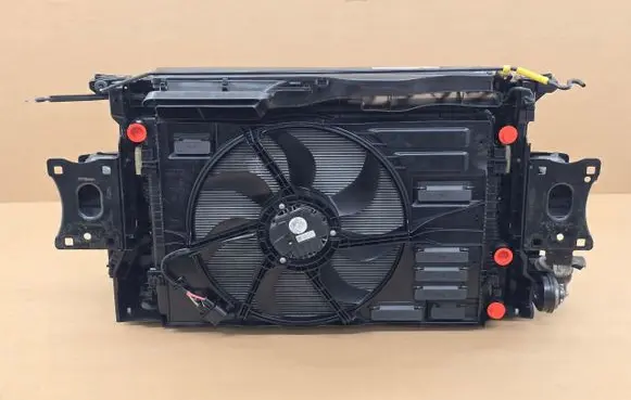 Seat Leon (5F) Radiator set 184KM