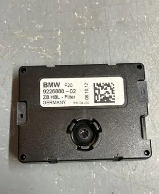 BMW 1 F20 F21 Aerial antenna filter 9226888 1683194A00