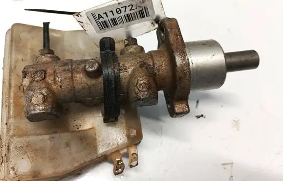 Peugeot 206 Master brake cylinder 