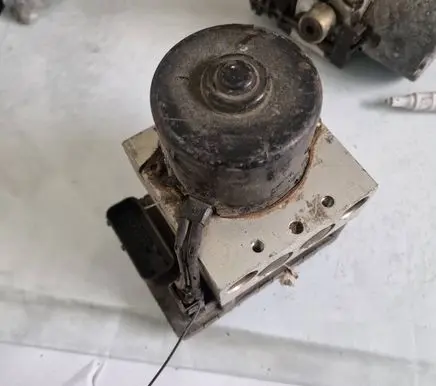 Audi A3 S3 8P ABS Pump 1J0907379P
