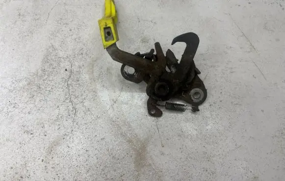 Citroen Berlingo Engine bonnet/hood lock/catch 