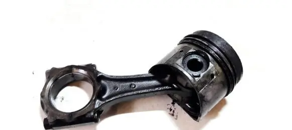 Opel Vectra B Piston with connecting rod